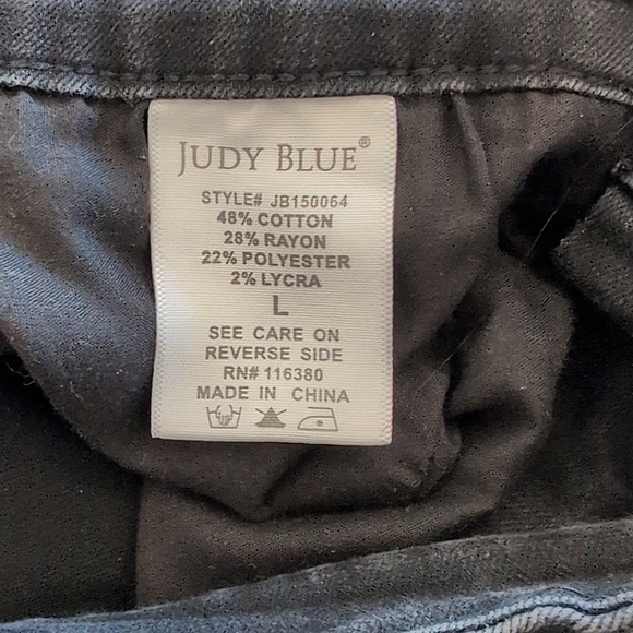 Judy Blue Womens Large Cuffed Bermuda Shorts Black Denim Casual Classic - Picture 6 of 6